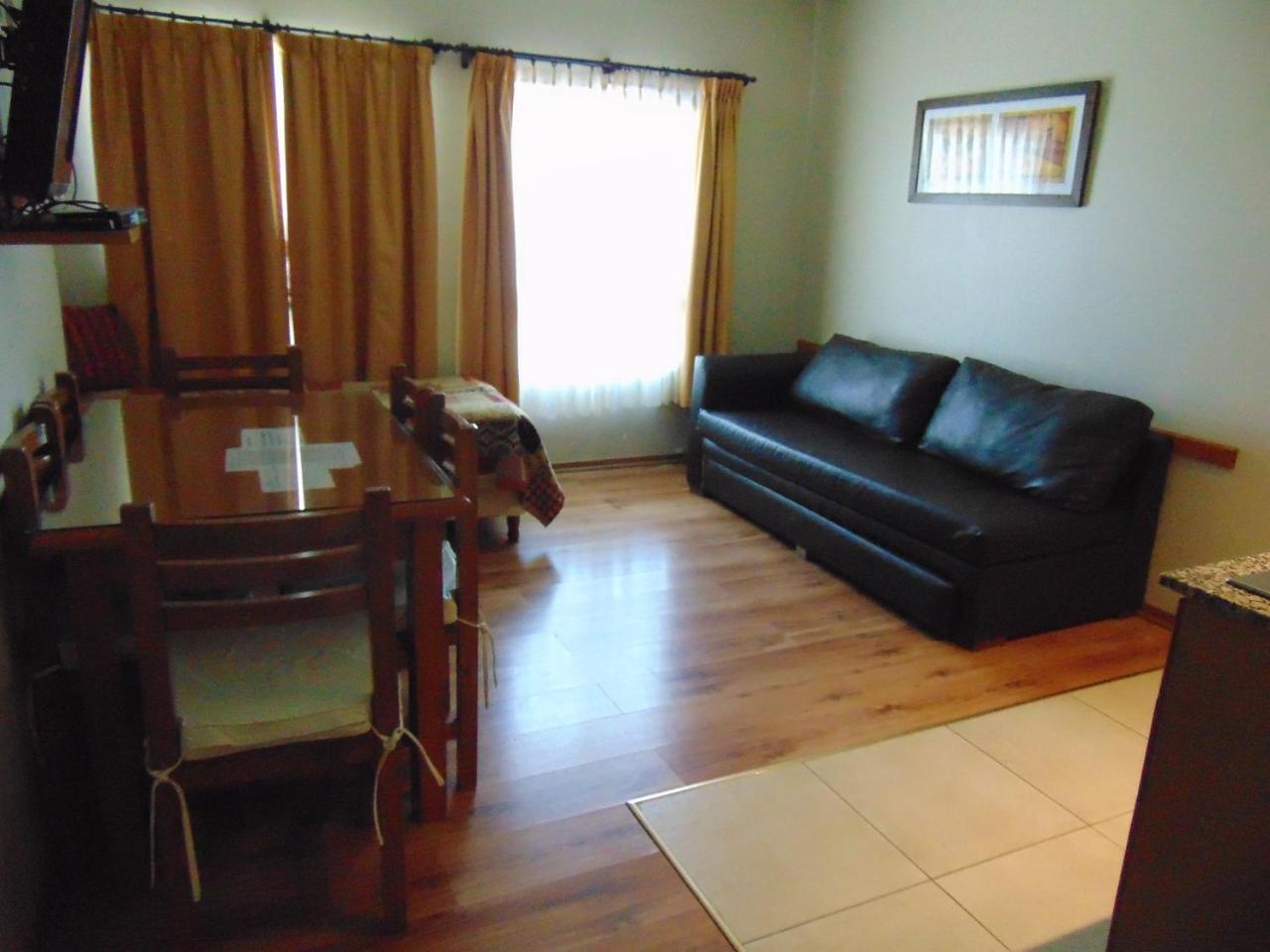 Patagonia Suites Trelew Kültér fotó