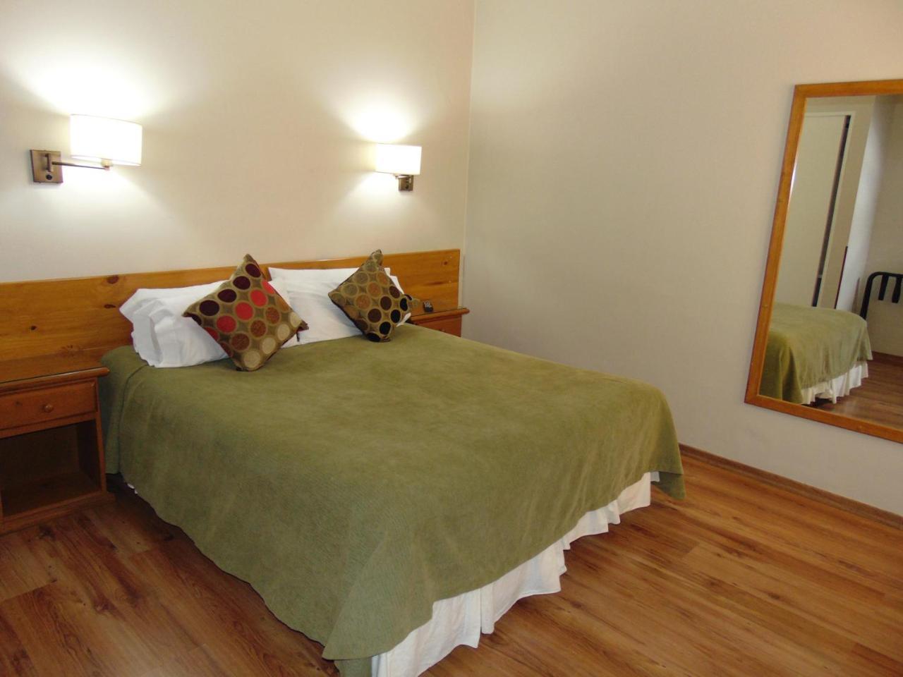 Patagonia Suites Trelew Kültér fotó
